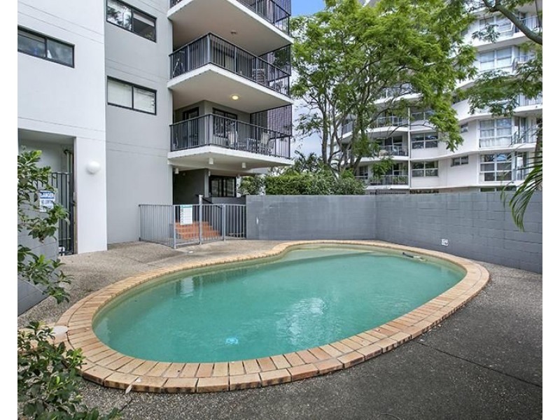 75 Thorn Street, Kangaroo Point QLD 4169
