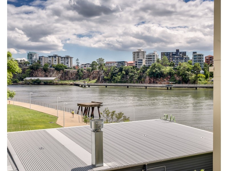 56 Wharf Street, Kangaroo Point QLD 4169