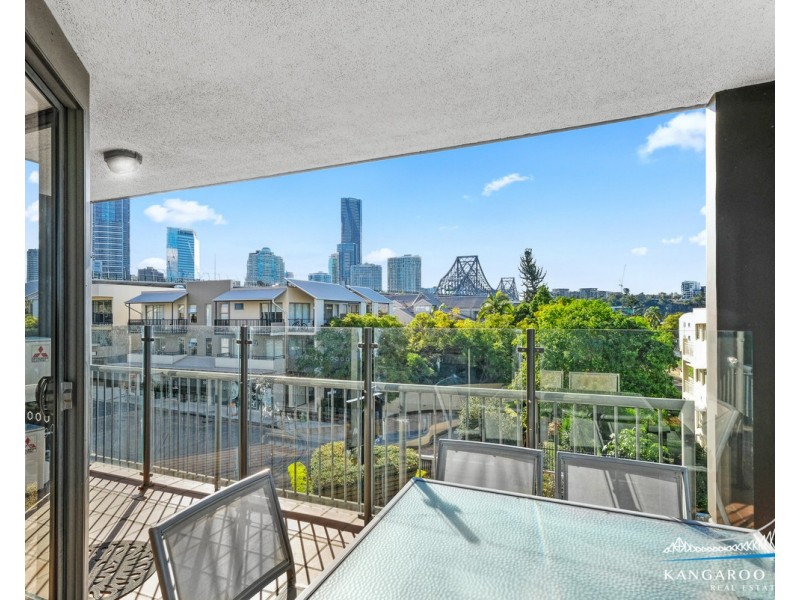 55 Baildon Street, Kangaroo Point QLD 4169