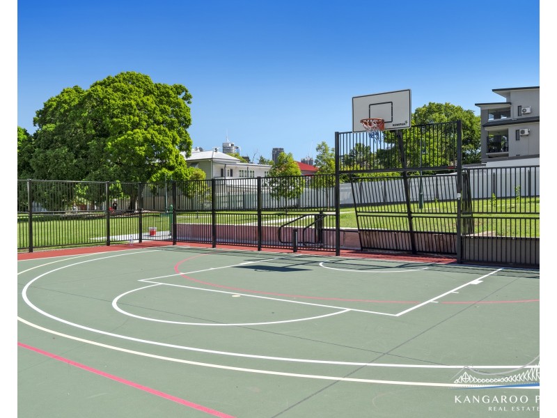 1/123 Baines Street, Kangaroo Point QLD 4169