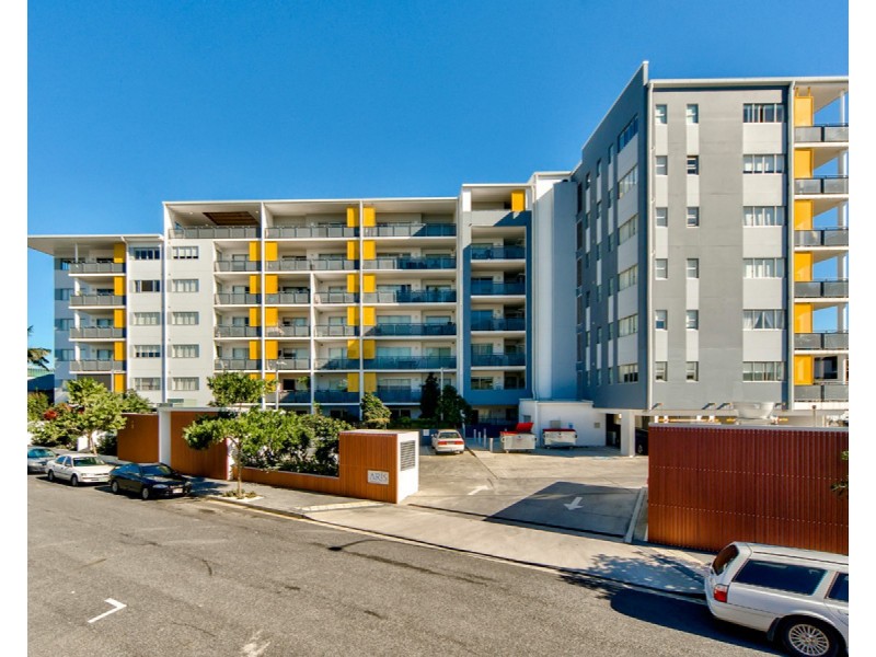 19 Masters Street, Newstead QLD 4006