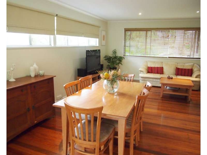 64 Oberon Street, Morningside QLD 4170