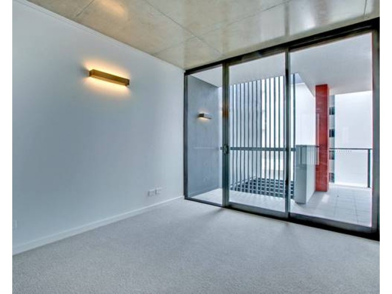 19 Anderson Street, Kangaroo Point QLD 4169