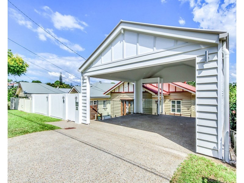 151 Watson Street, Camp Hill QLD 4152