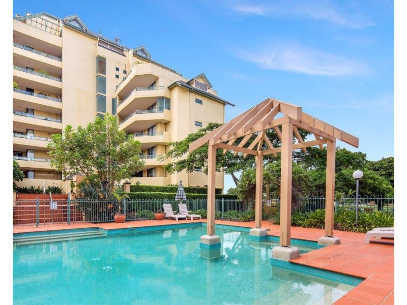28/10 Park Avenue, Kangaroo Point QLD 4169