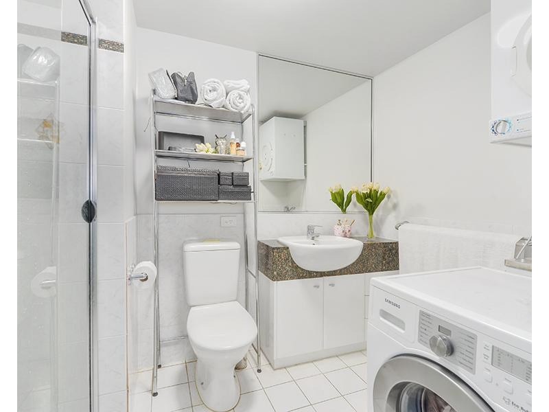 40 Bell Street, Kangaroo Point QLD 4169