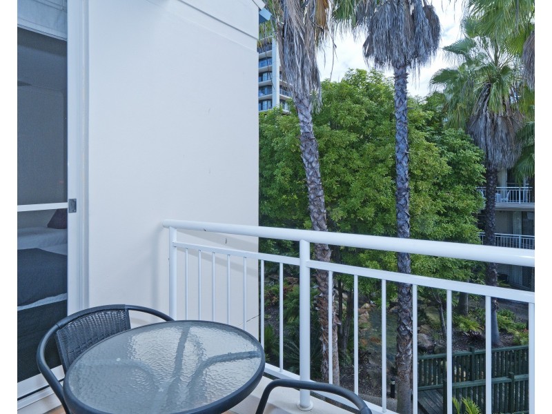 48 Rotherham Street, Kangaroo Point QLD 4169