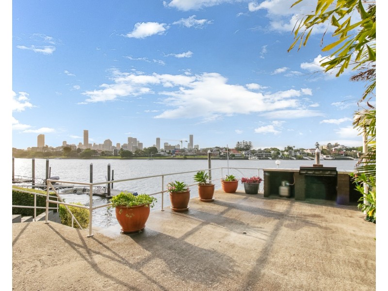 4/52 Wynnum Road, Norman Park QLD 4170