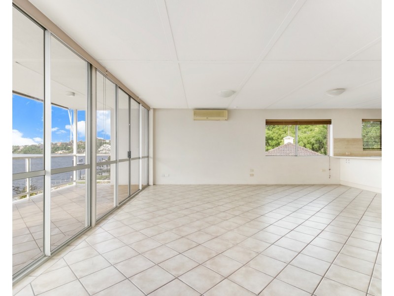 4/52 Wynnum Road, Norman Park QLD 4170
