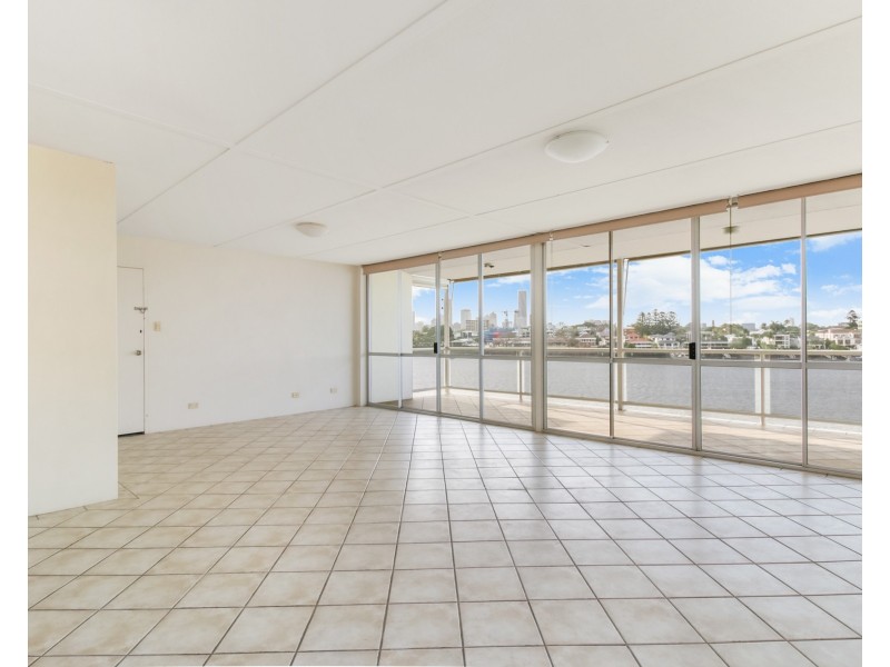 4/52 Wynnum Road, Norman Park QLD 4170