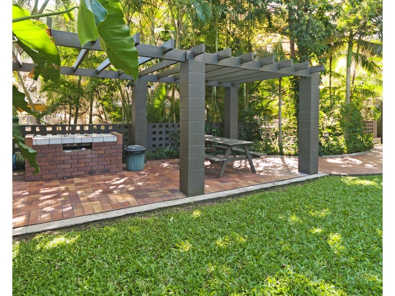 55 Thorn Street, Kangaroo Point QLD 4169