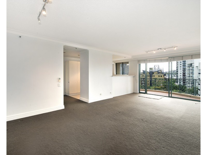 22/1 Goodwin Street, Kangaroo Point QLD 4169
