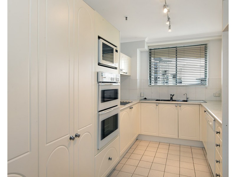 22/1 Goodwin Street, Kangaroo Point QLD 4169