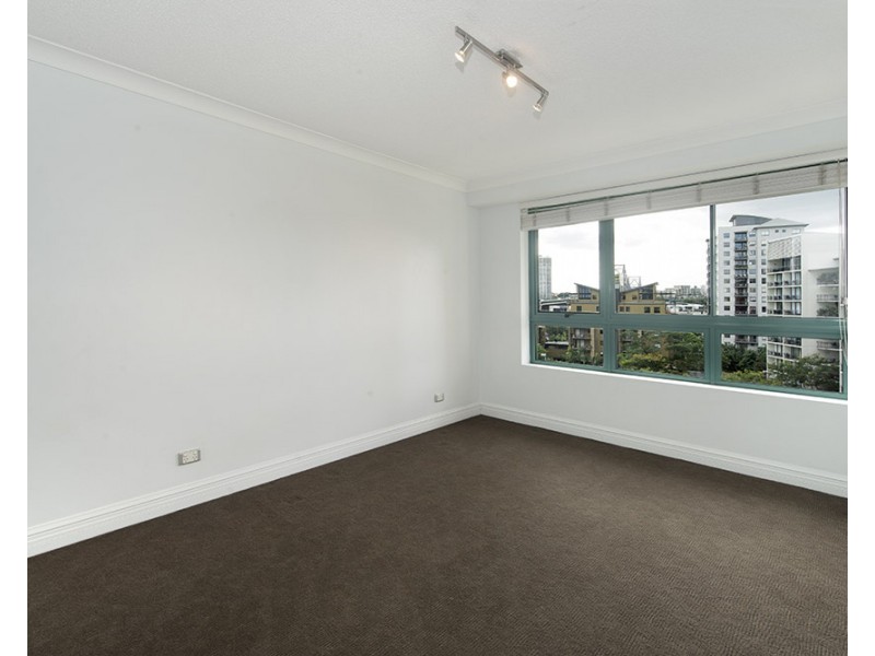 22/1 Goodwin Street, Kangaroo Point QLD 4169