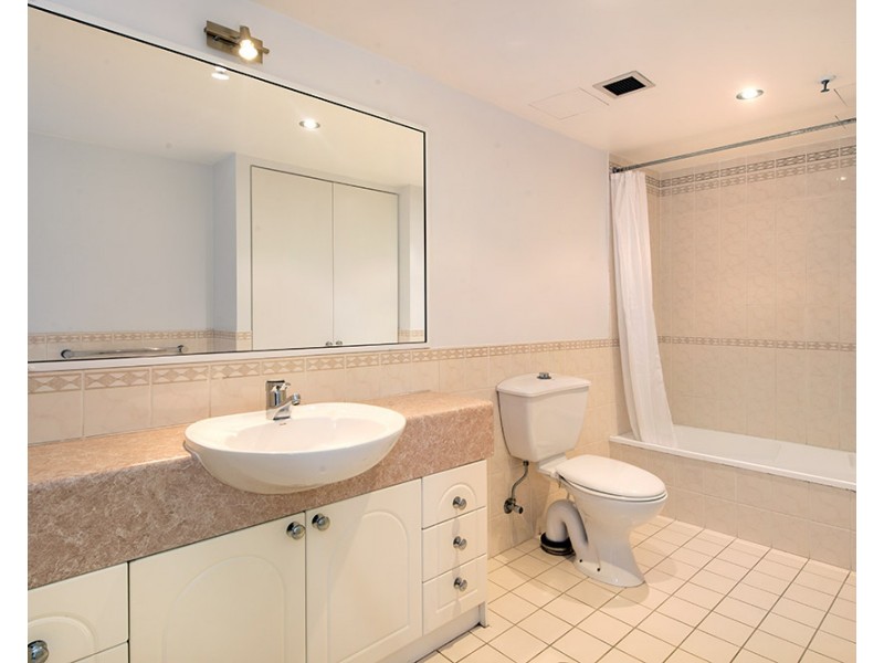 22/1 Goodwin Street, Kangaroo Point QLD 4169