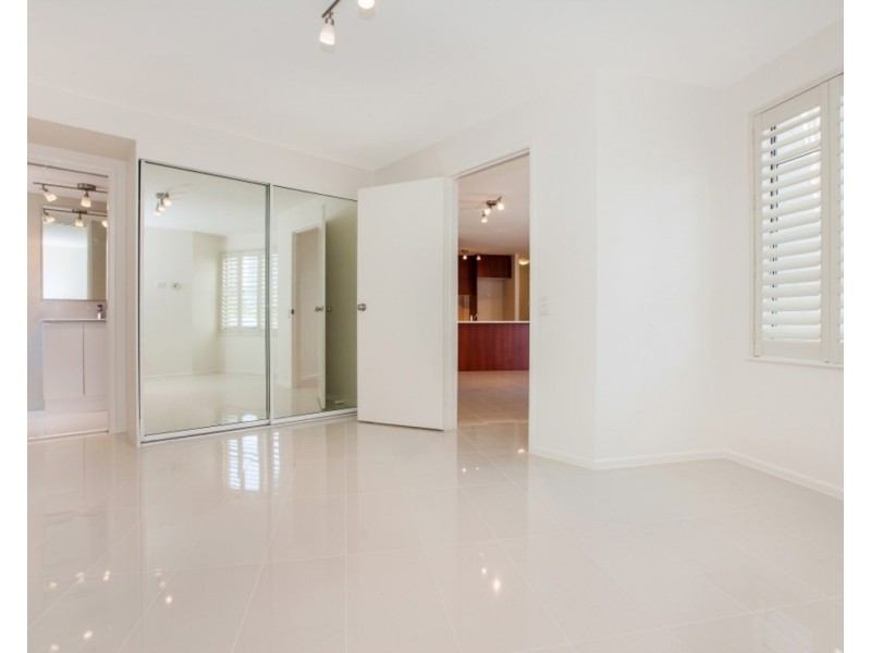 123 Main Street, Kangaroo Point QLD 4169