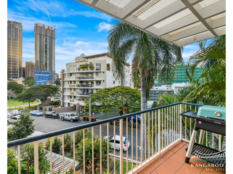 18/123 Main Street, Kangaroo Point QLD 4169