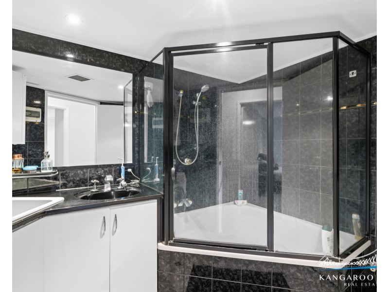 18/123 Main Street, Kangaroo Point QLD 4169