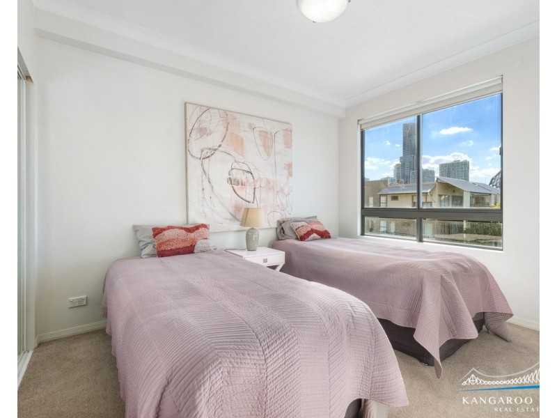 55 Baildon Street, Kangaroo Point QLD 4169
