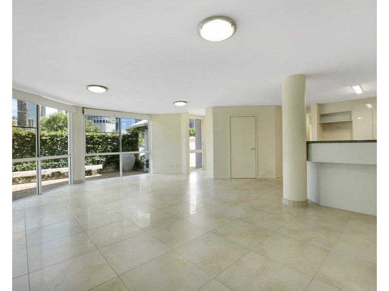 16 Bright Street, Kangaroo Point QLD 4169