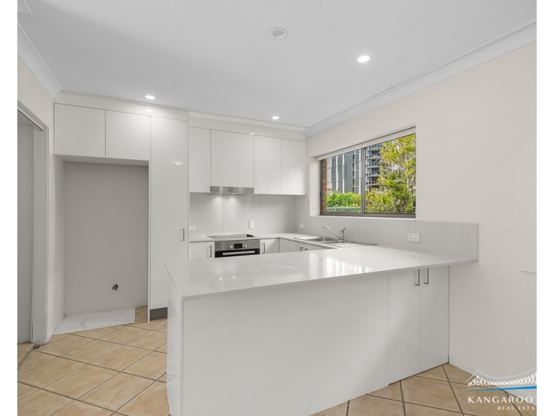 45 Lambert Street, Kangaroo Point QLD 4169