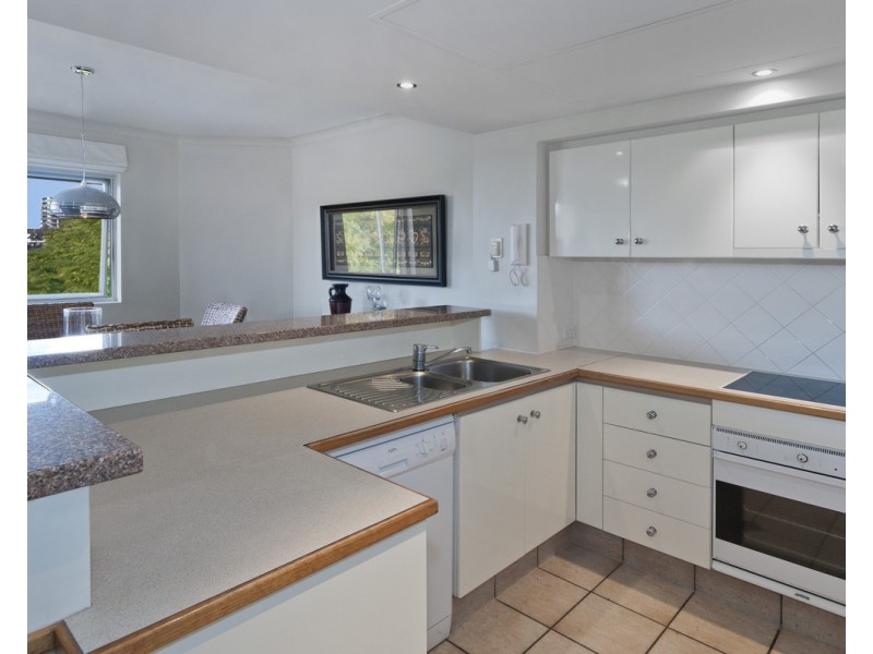 48 Rotherham Street, Kangaroo Point QLD 4169