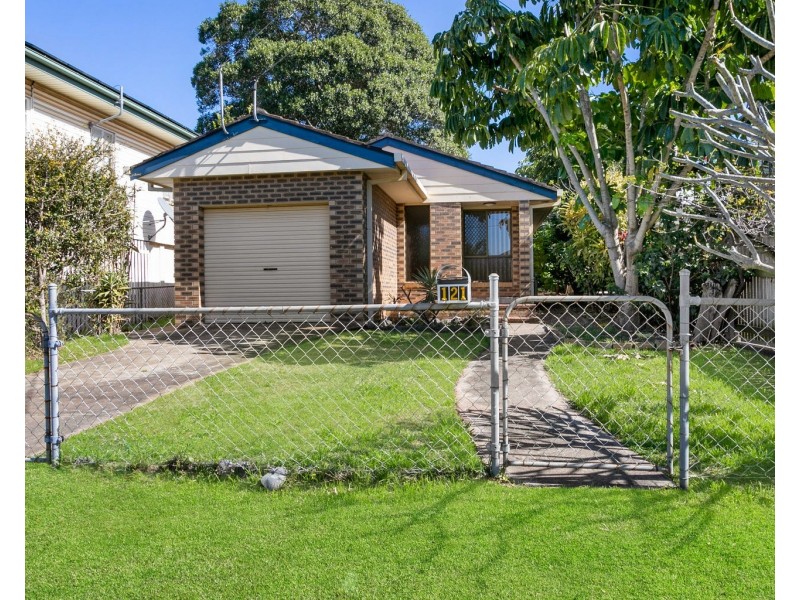 121 Turner Street, Scarborough QLD 4020