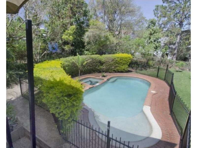 20 Tarana Street, Camp Hill QLD 4152