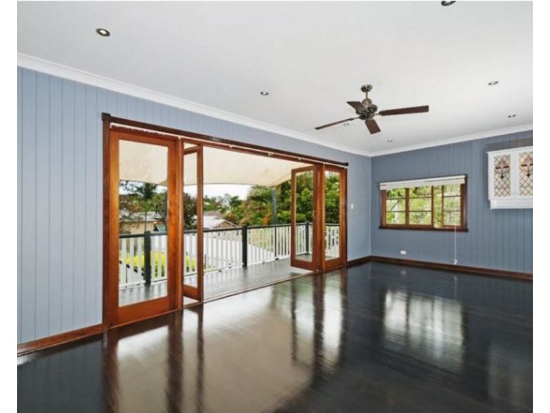 20 Tarana Street, Camp Hill QLD 4152