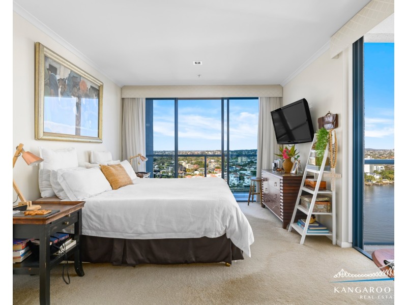 2 Goodwin Street, Kangaroo Point QLD 4169