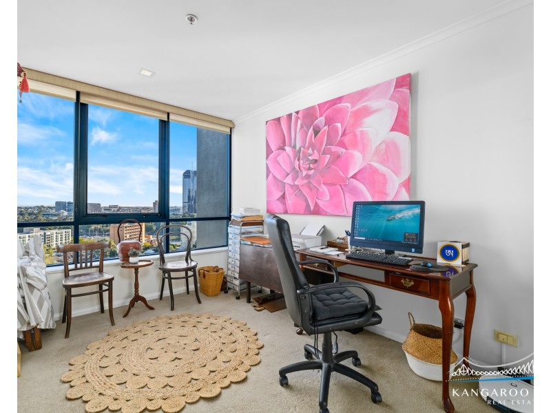 2 Goodwin Street, Kangaroo Point QLD 4169