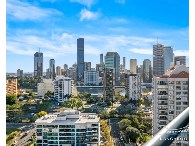2 Goodwin Street, Kangaroo Point QLD 4169