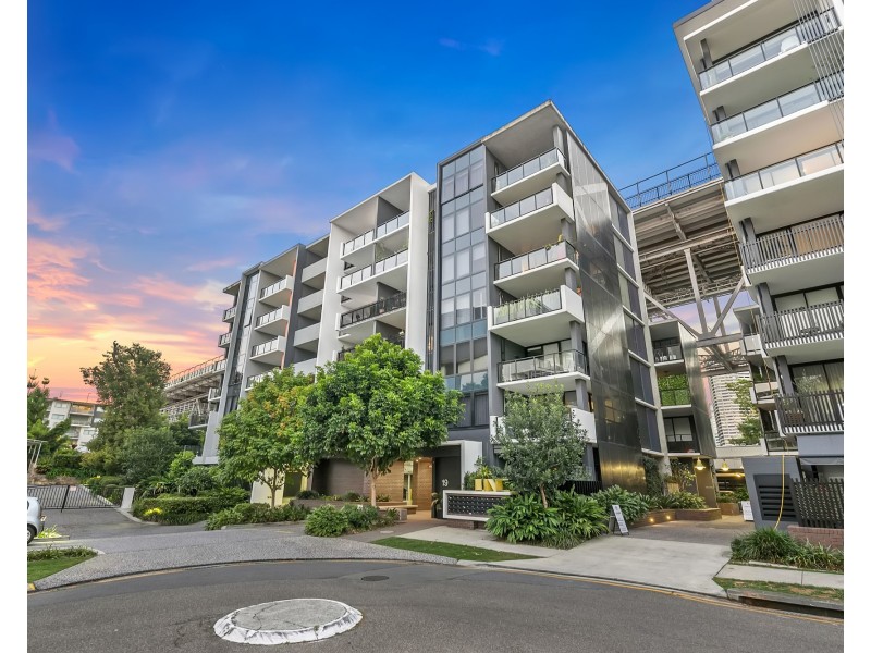 19 Anderson Street, Kangaroo Point QLD 4169