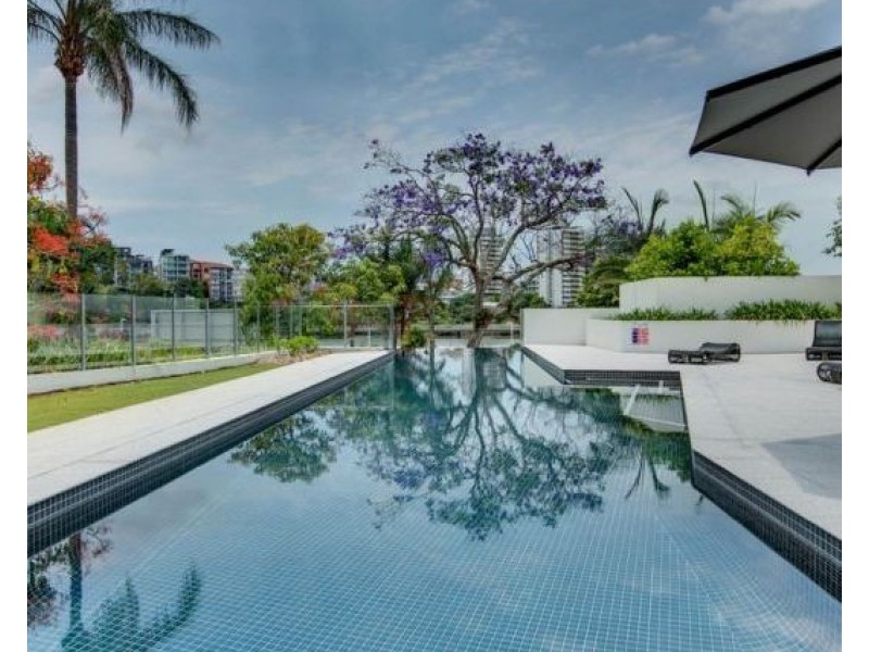 19 Anderson Street, Kangaroo Point QLD 4169