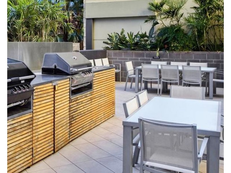 30 Macrossan Street, Brisbane City QLD 4000