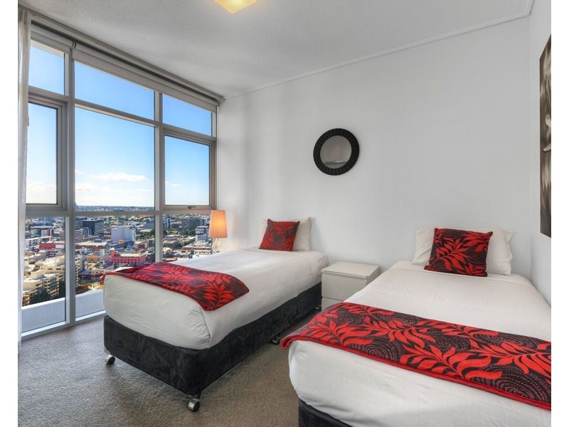 30 Macrossan Street, Brisbane City QLD 4000