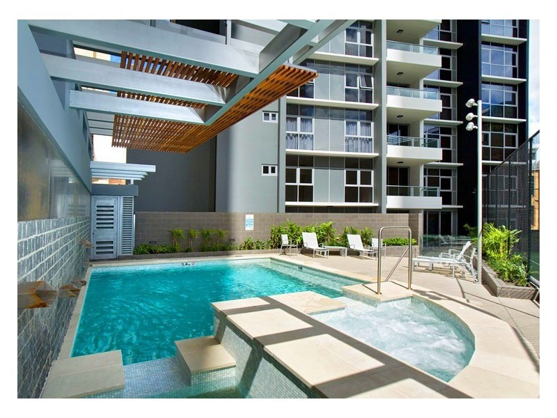 30 Macrossan Street, Brisbane City QLD 4000