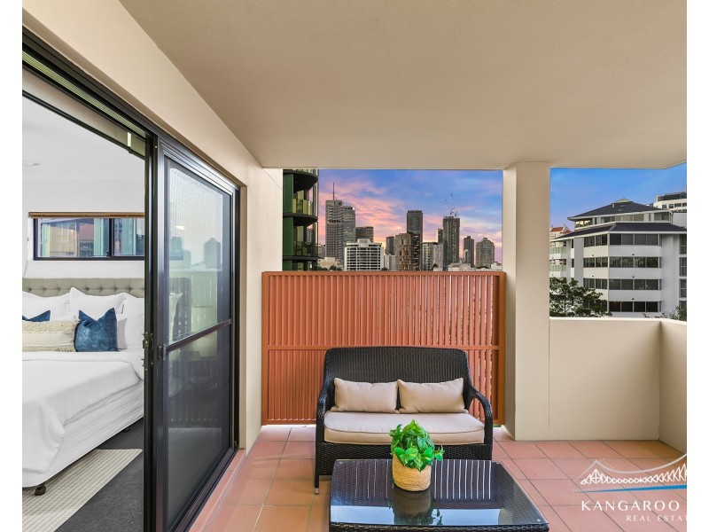 19/64 Lambert Street, Kangaroo Point QLD 4169