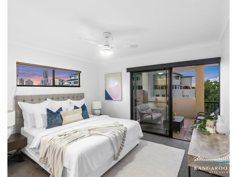 19/64 Lambert Street, Kangaroo Point QLD 4169