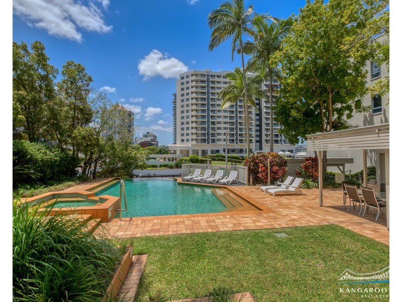 42/78 Cairns Street, Kangaroo Point QLD 4169