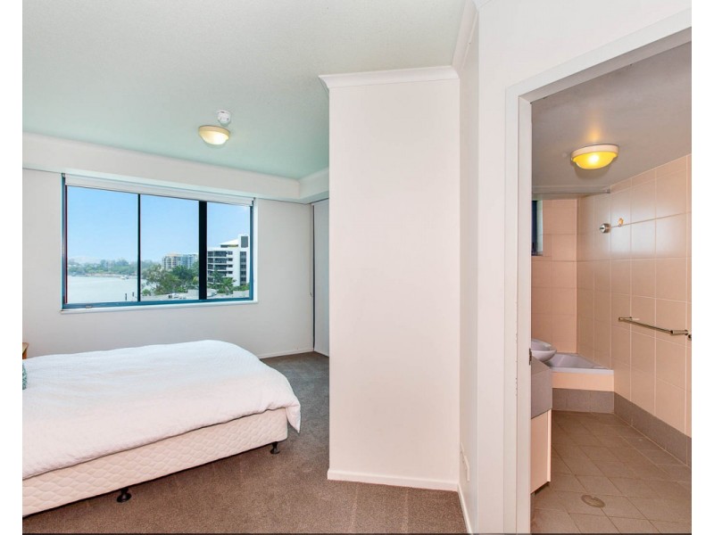 44 Ferry Street, Kangaroo Point QLD 4169