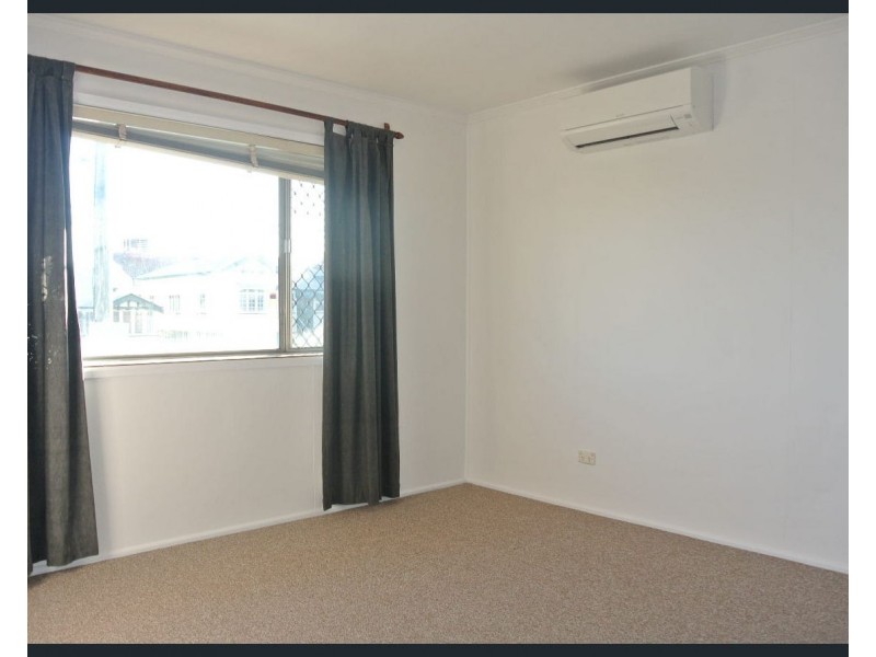 1/48 Dunellan Street, Greenslopes QLD 4120