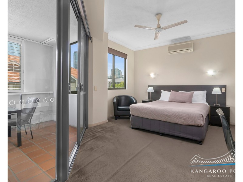 55 BAILDON Street, Kangaroo Point QLD 4169