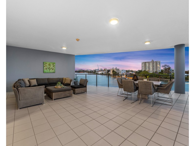 12/98 Thorn Street, Kangaroo Point QLD 4169