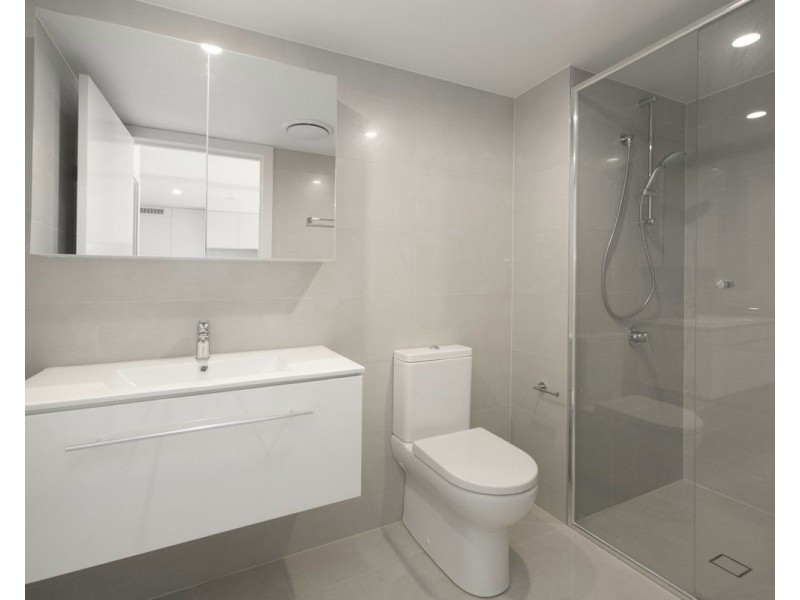 15 Anderson Street, Kangaroo Point QLD 4169