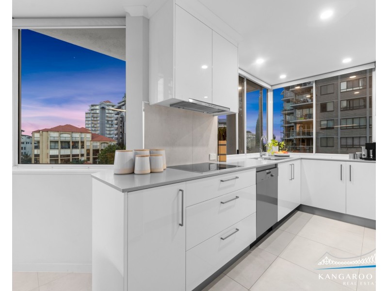 12/57 Lambert Street, Kangaroo Point QLD 4169