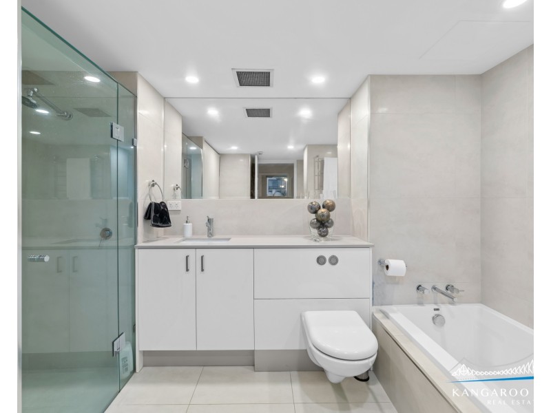 12/57 Lambert Street, Kangaroo Point QLD 4169