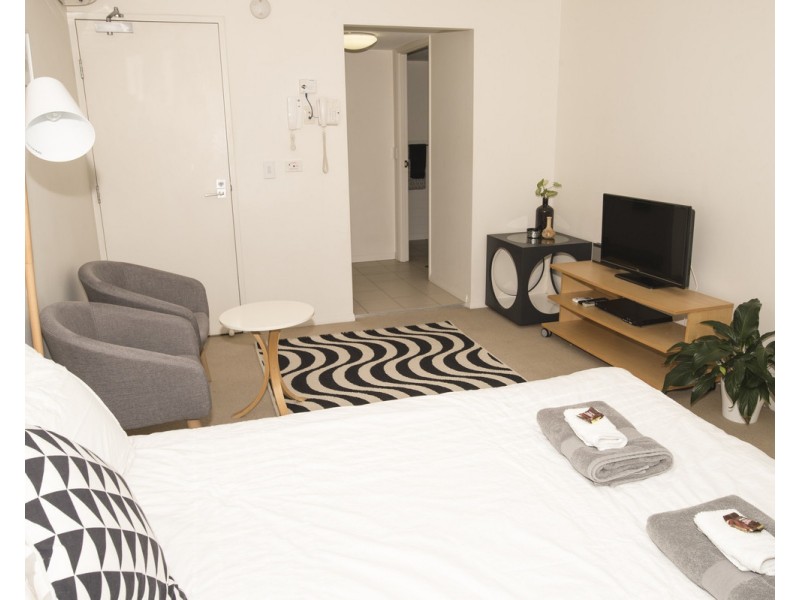 803 Stanley Street, Woolloongabba QLD 4102