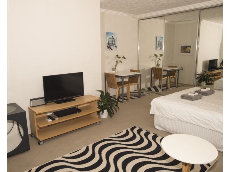 803 Stanley Street, Woolloongabba QLD 4102