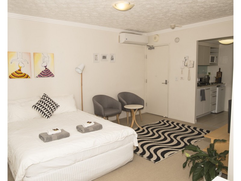 803 Stanley Street, Woolloongabba QLD 4102